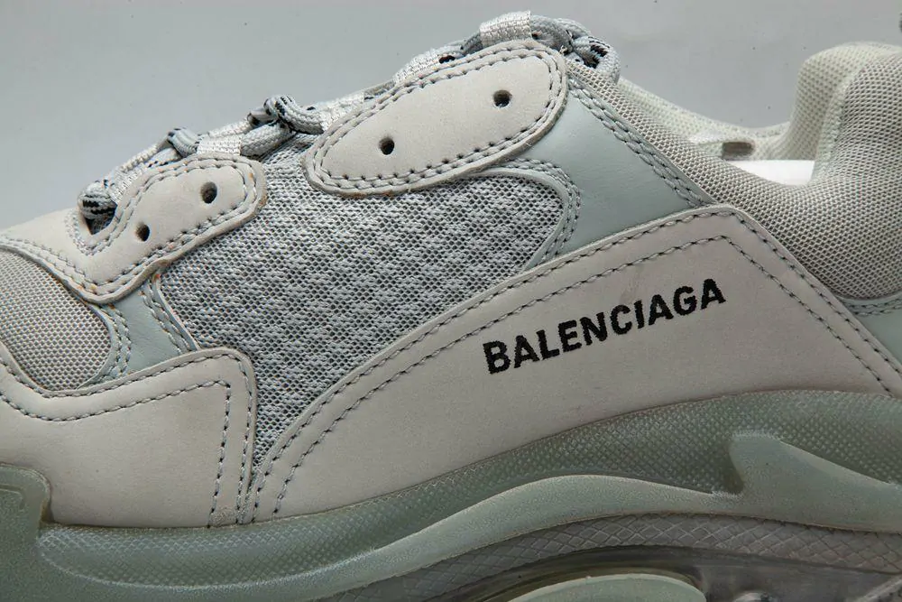 balenciaga triple s grey godkiller 483513w06e11259