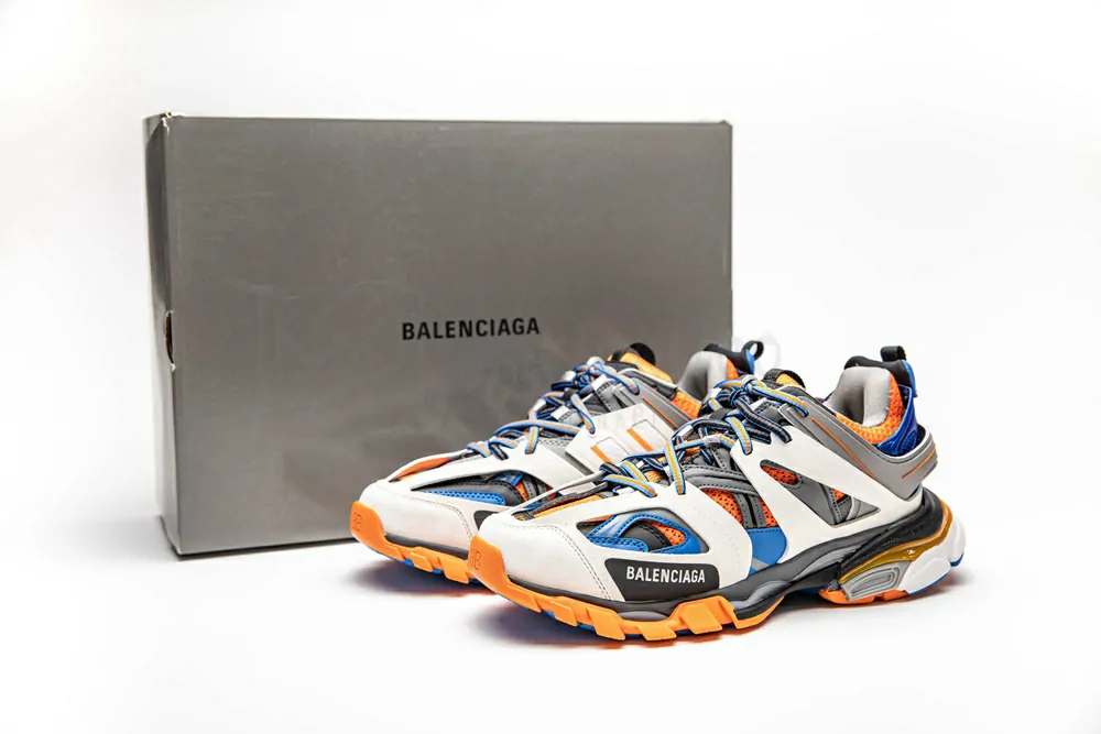 balenciaga track trainer 