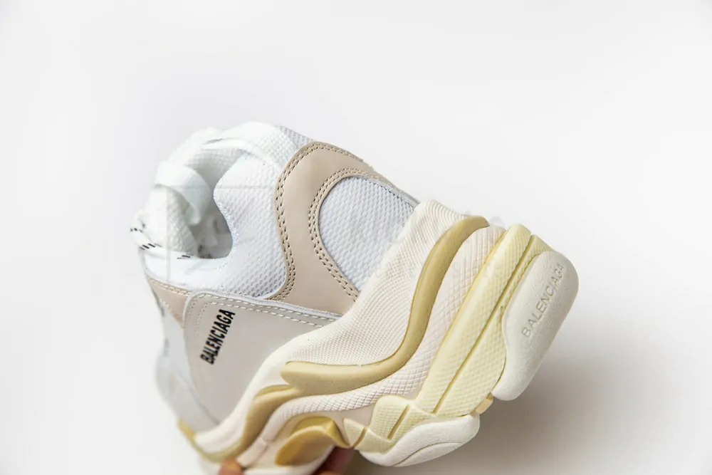 balenciaga triple s all white "godkiller" 512177w09e19000