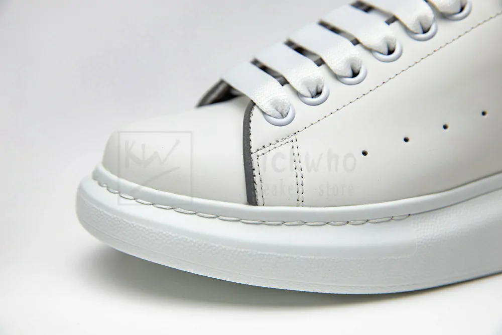 alexander mcqueen sneaker 